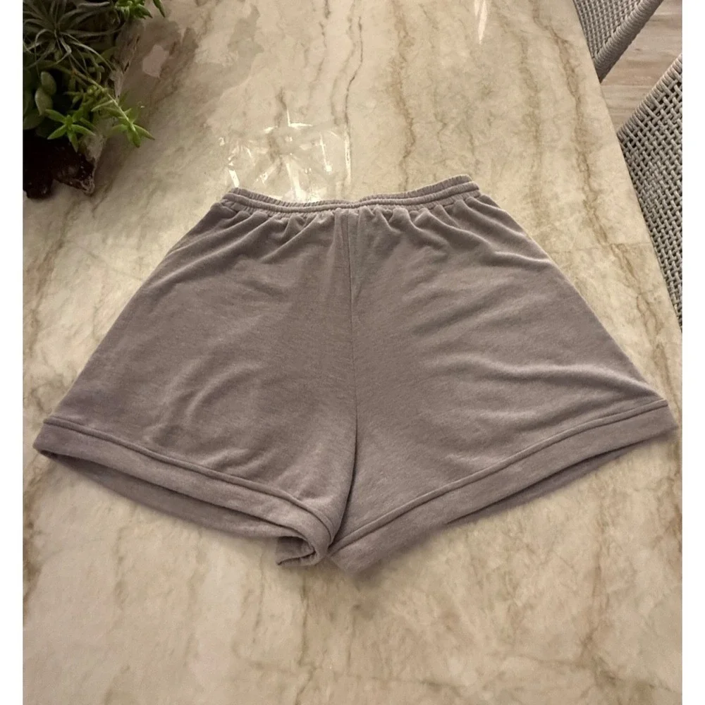 Dress Up Women's Gray Cuffed Activewear Sweat Short Size Small; NWT
